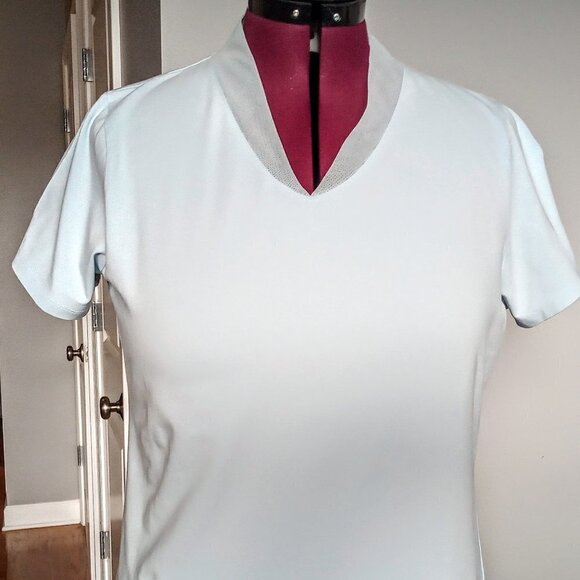Liz Claiborne Pale Blue Mesh Trim V-Neck SS Tee - Picture 1 of 6